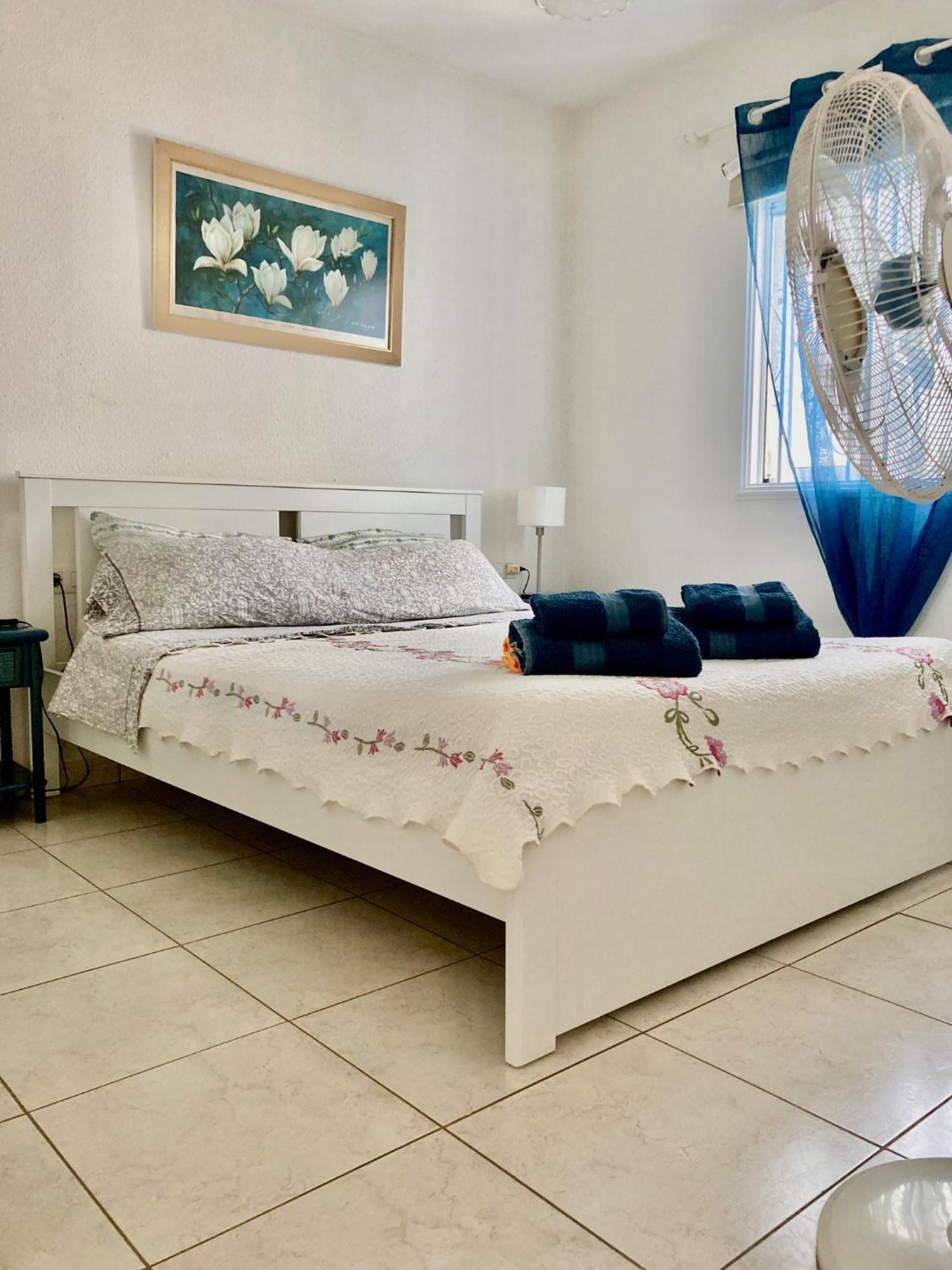 Apartamento en primera línea de playa, céntrico, tranquilo Playa de las Americas  Exterior foto